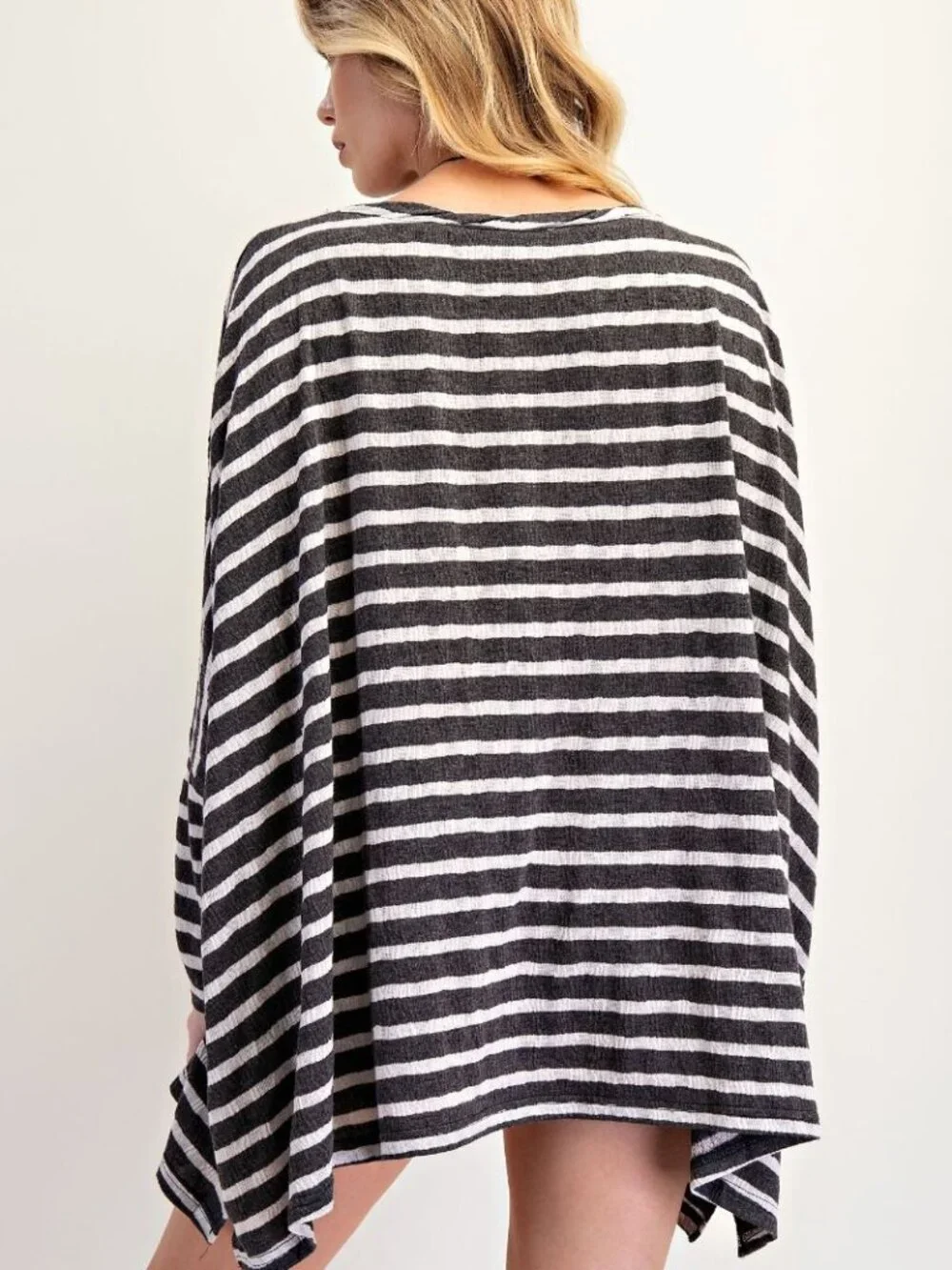 Easel Oversize Stripe Top - Picture 2 of 4